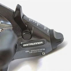 Shimano Baitrunner DL 4000FB - Baitrunner/freespin reels -Outlet REELS Store s5dgpxz4635654760676282624